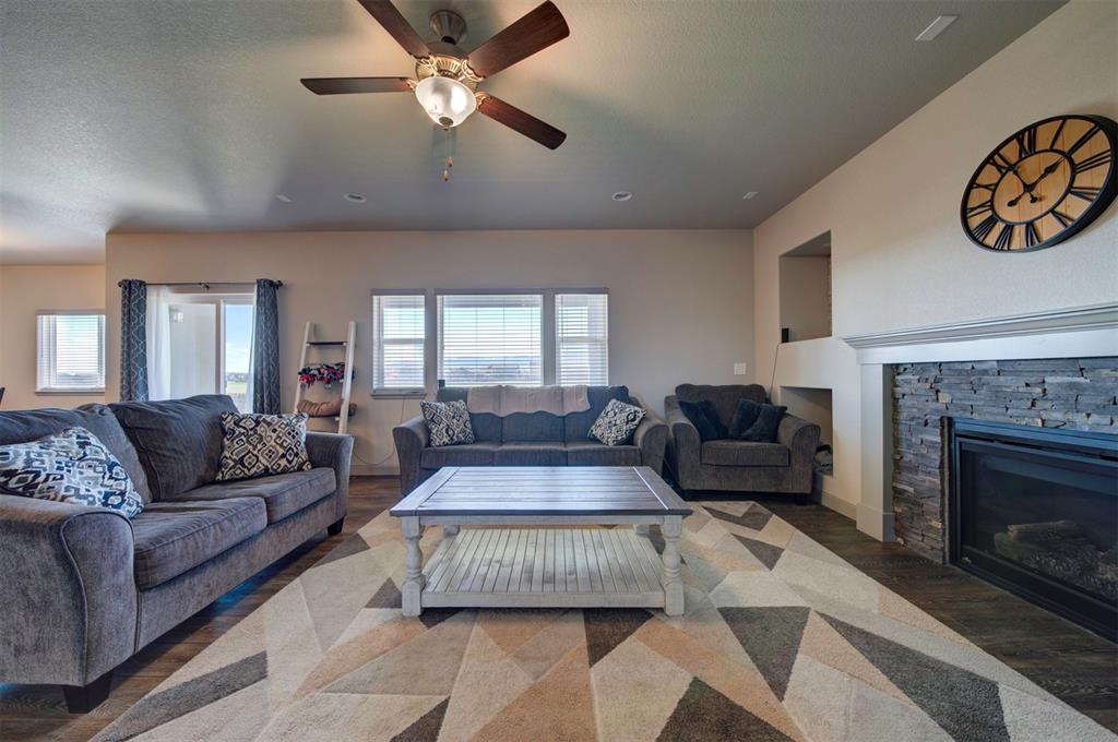 Image 10 of 48: Living Room