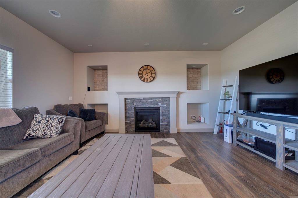 Image 11 of 48: Living Room