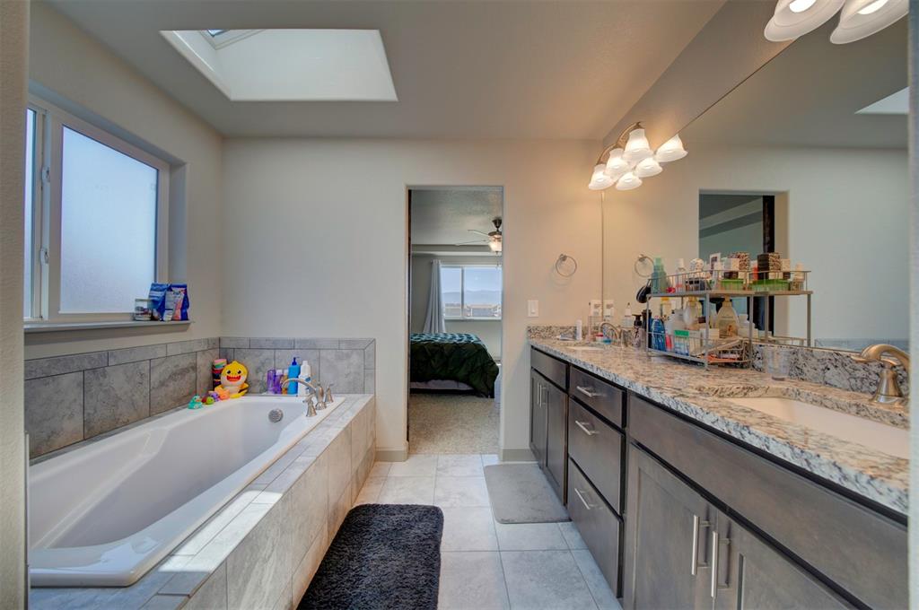 Image 30 of 48: Master Bathroom