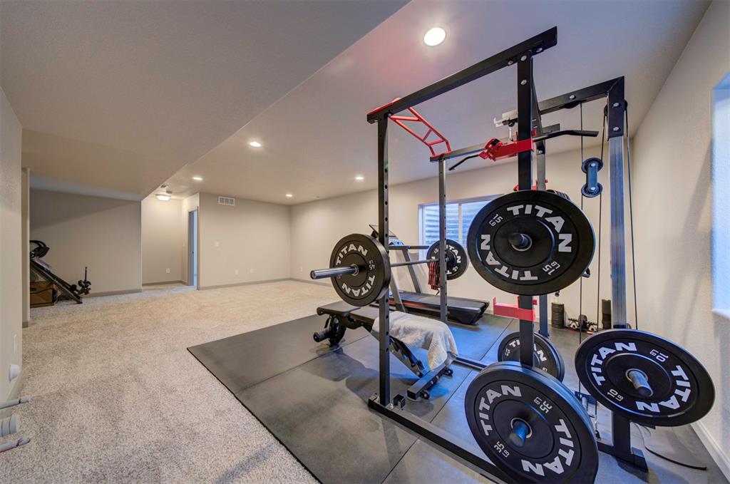 Image 45 of 48: Family Room