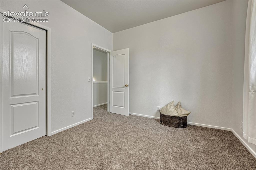 Image 19 of 45: Bedroom