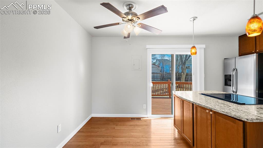 Image 9 of 36: Kitchen