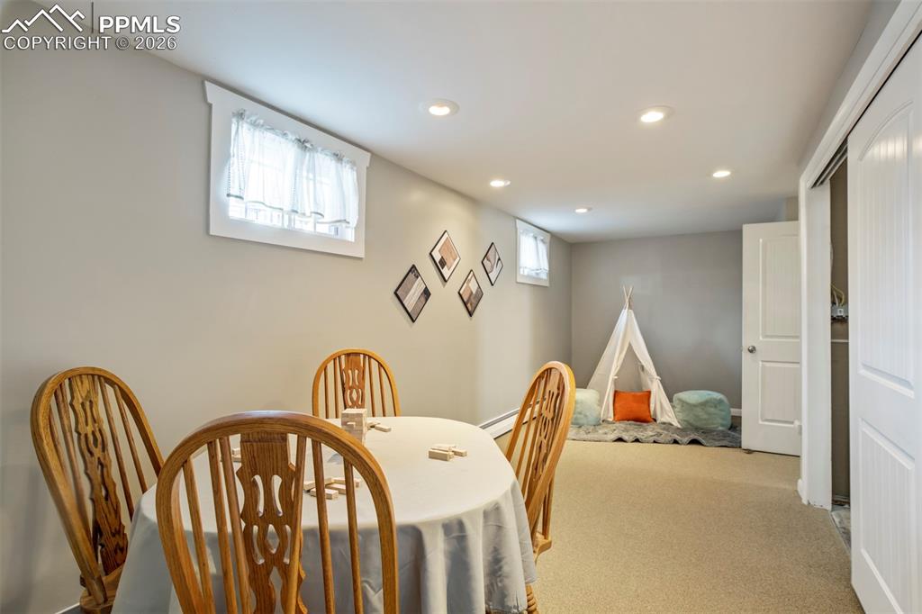 Image 30 of 49: Recreation Room