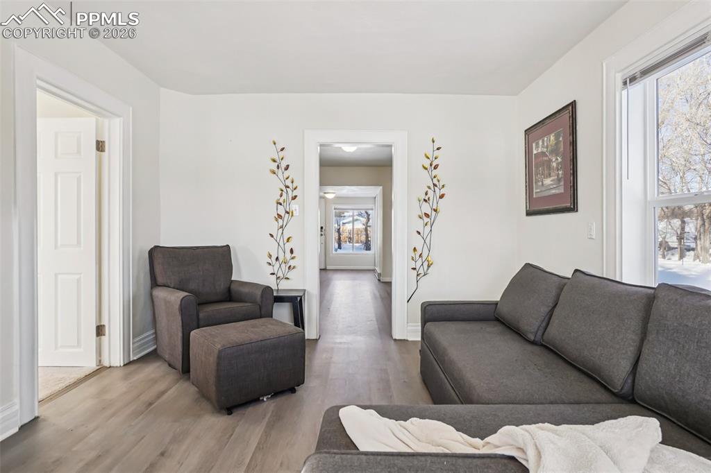 Image 11 of 42: Living Room