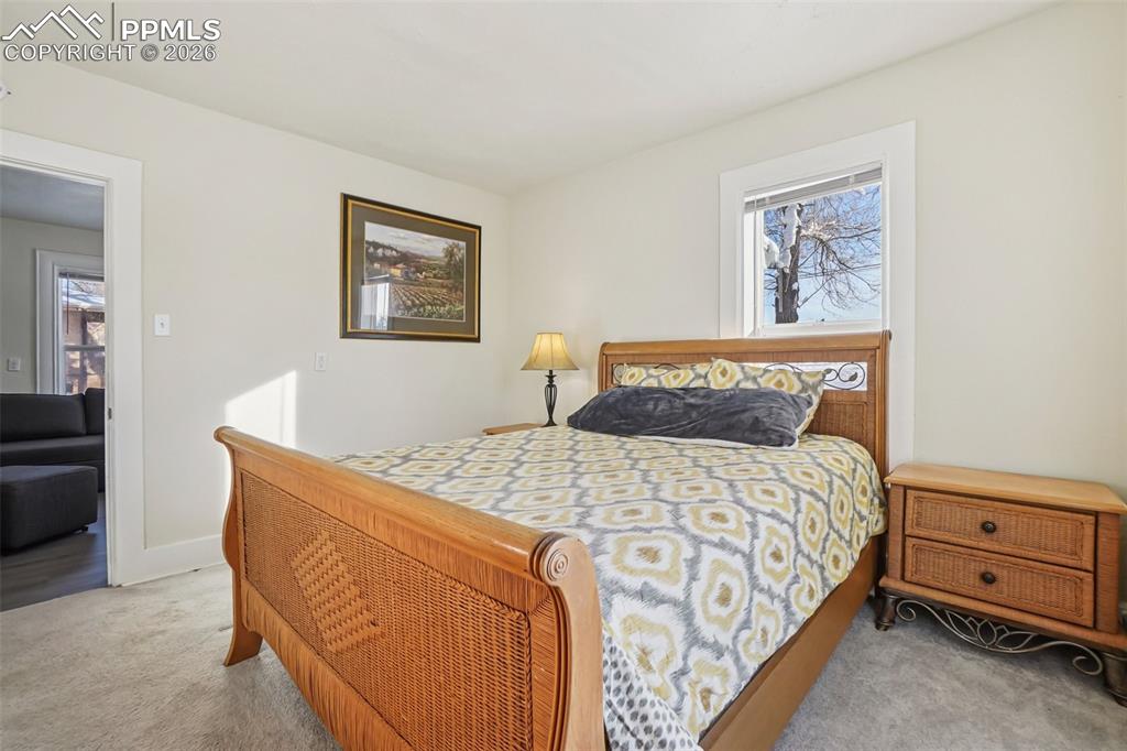 Image 18 of 42: Bedroom