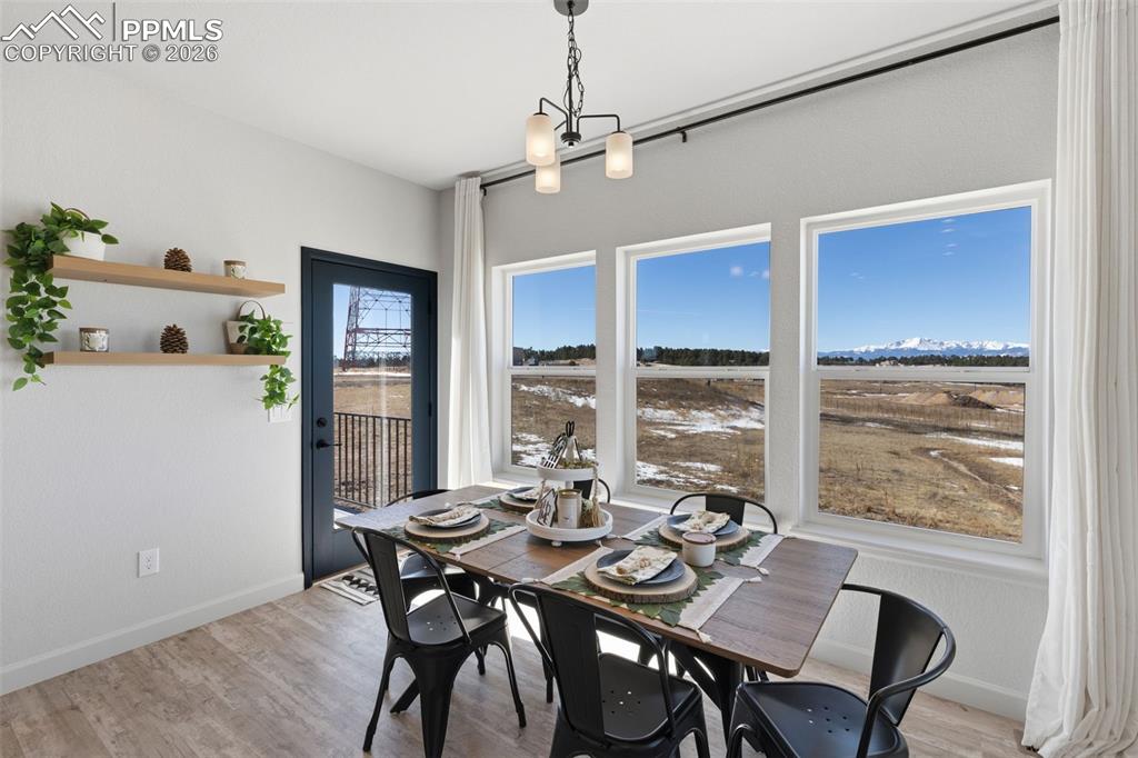 Image 13 of 45: Kitchen