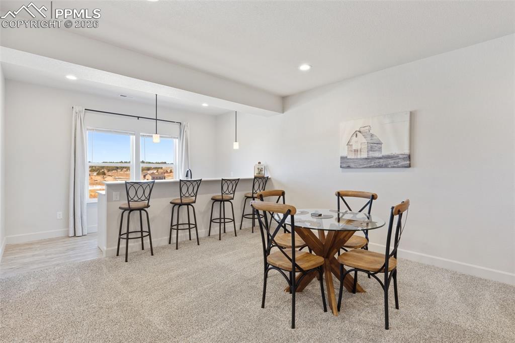 Image 26 of 45: Family Room