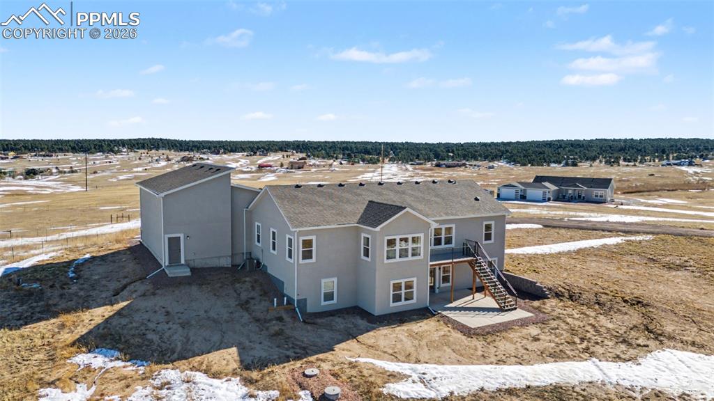 Image 38 of 45: Back of Structure