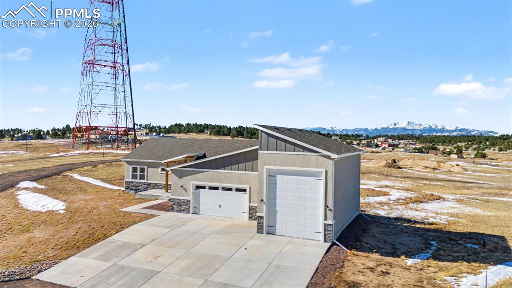 Image 41 of 45: Back of Structure