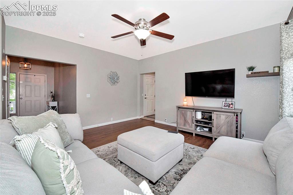 Image 6 of 28: Easy access to front