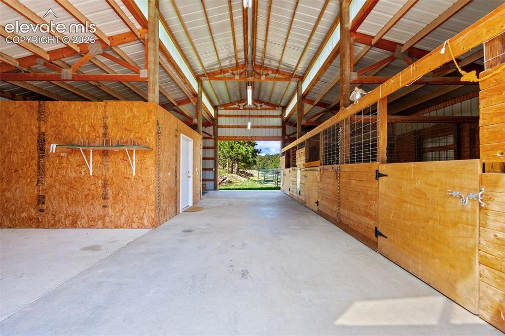 Image 44 of 50: Multi Use Barn Space