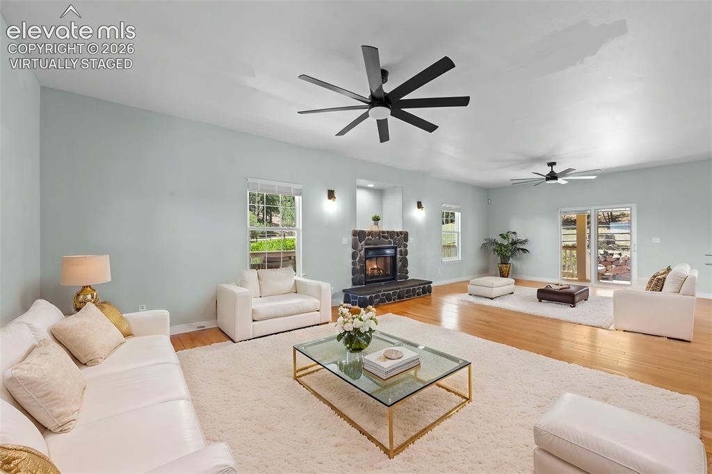 Image 7 of 50: Virtually Staged Great Room