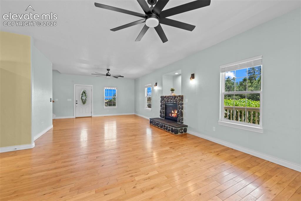 Image 8 of 50: Open Concept Living Area