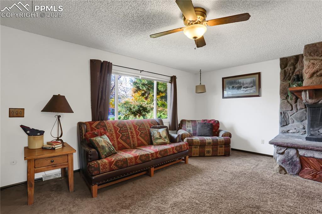 Image 13 of 34: Living Room