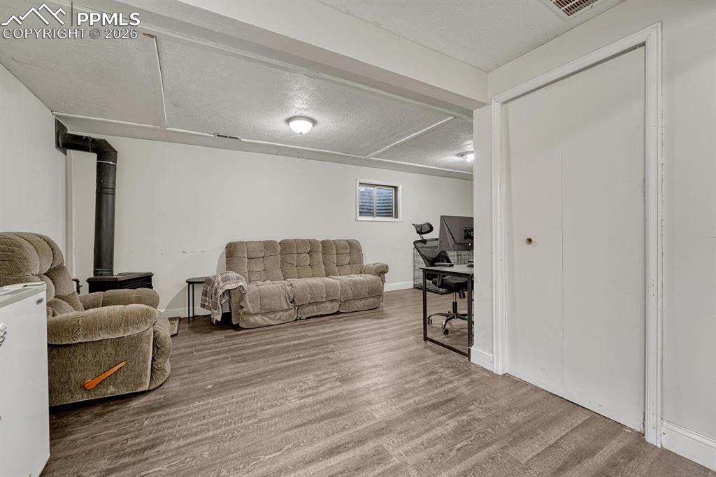 Image 32 of 48: Basement