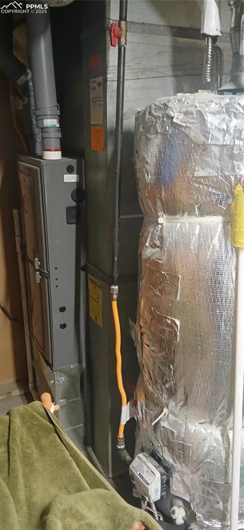 Image 27 of 33: View of utility room