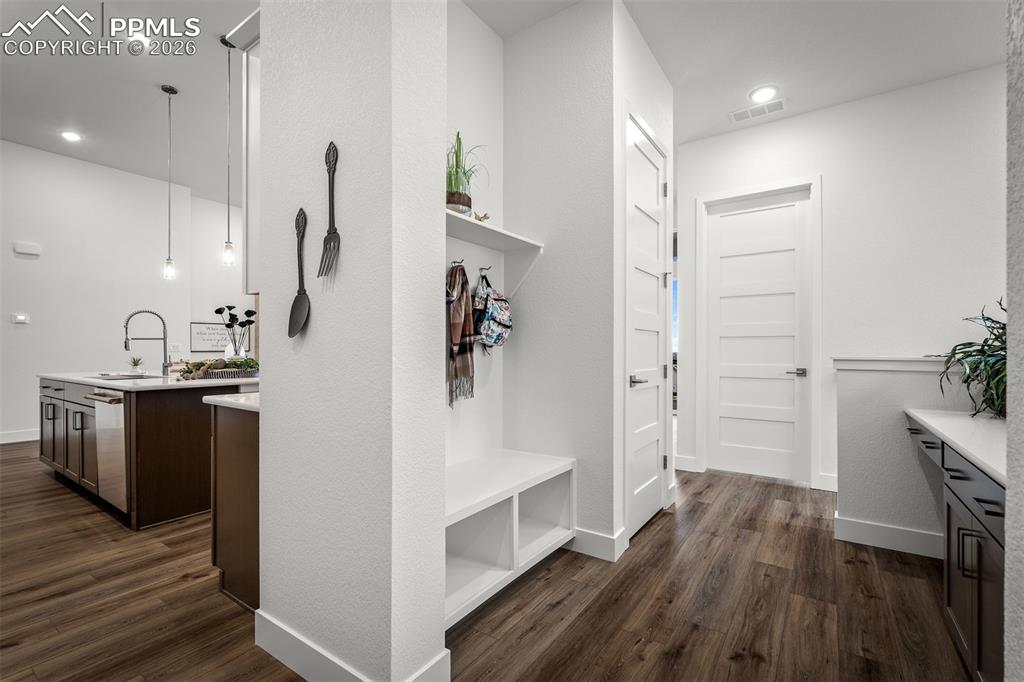 Image 21 of 47: Mud Room