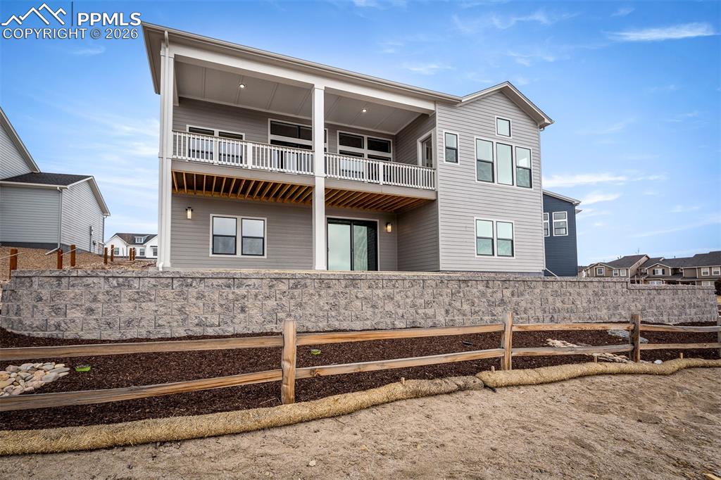 Image 44 of 47: Back of Structure