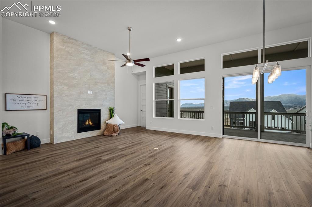 Image 6 of 47: Living Room