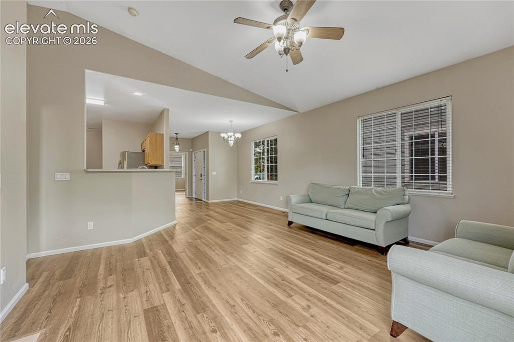 Image 18 of 50: Living Room
