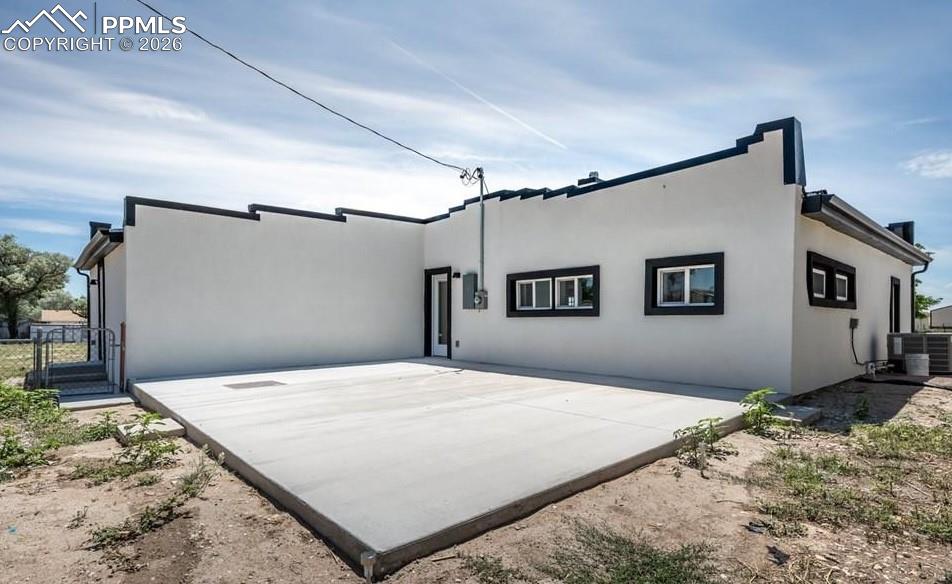 Image 47 of 50: Back of Structure