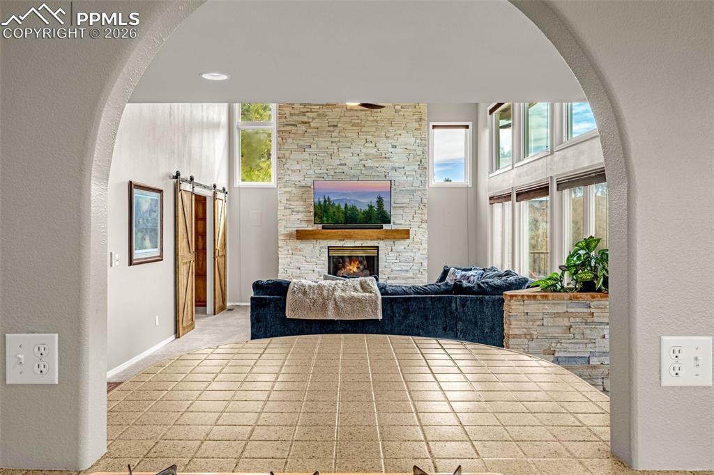 Image 16 of 50: Living Room