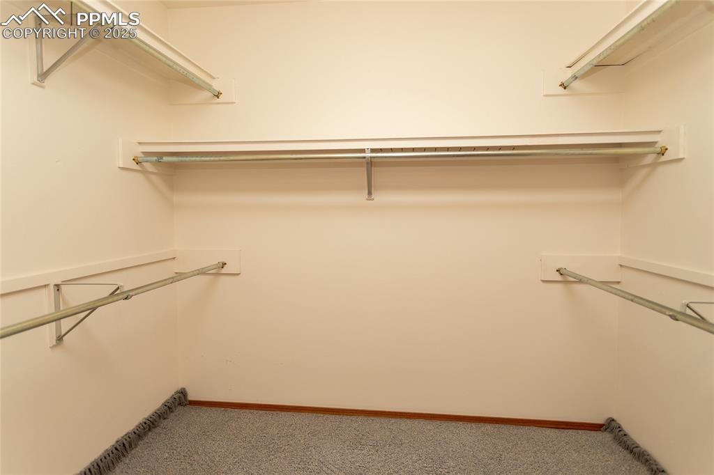 Image 15 of 44: Closet