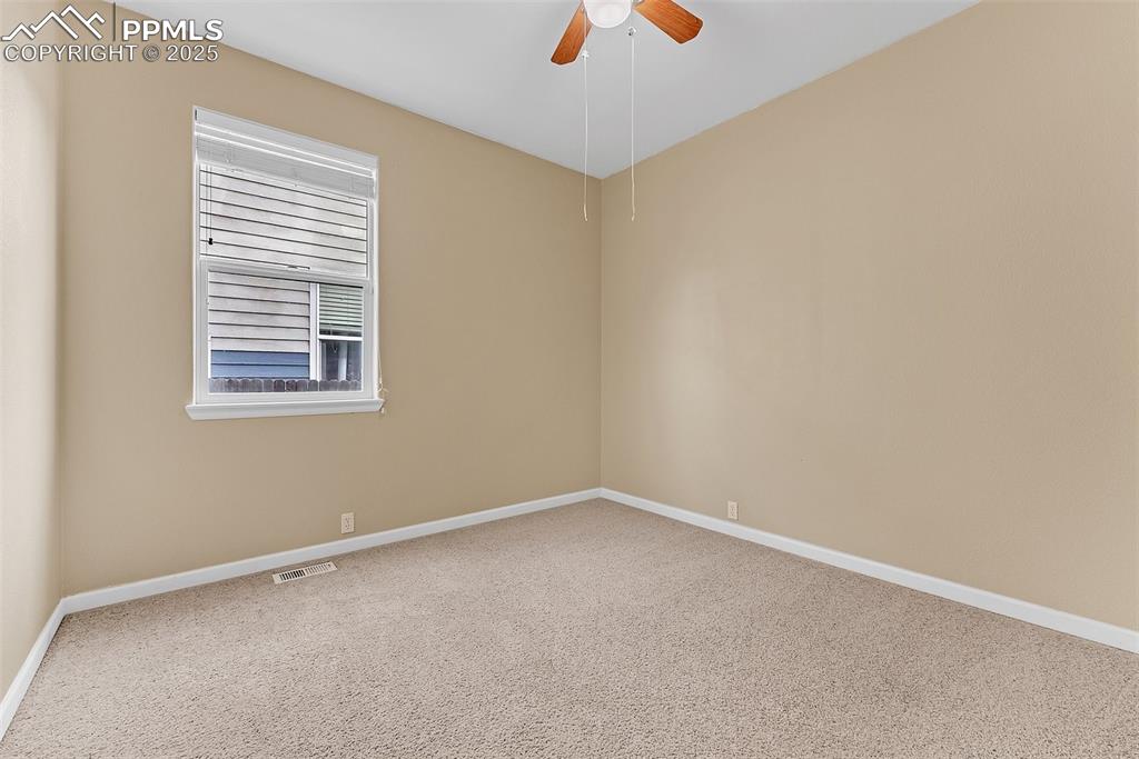 Image 45 of 47: Bedroom