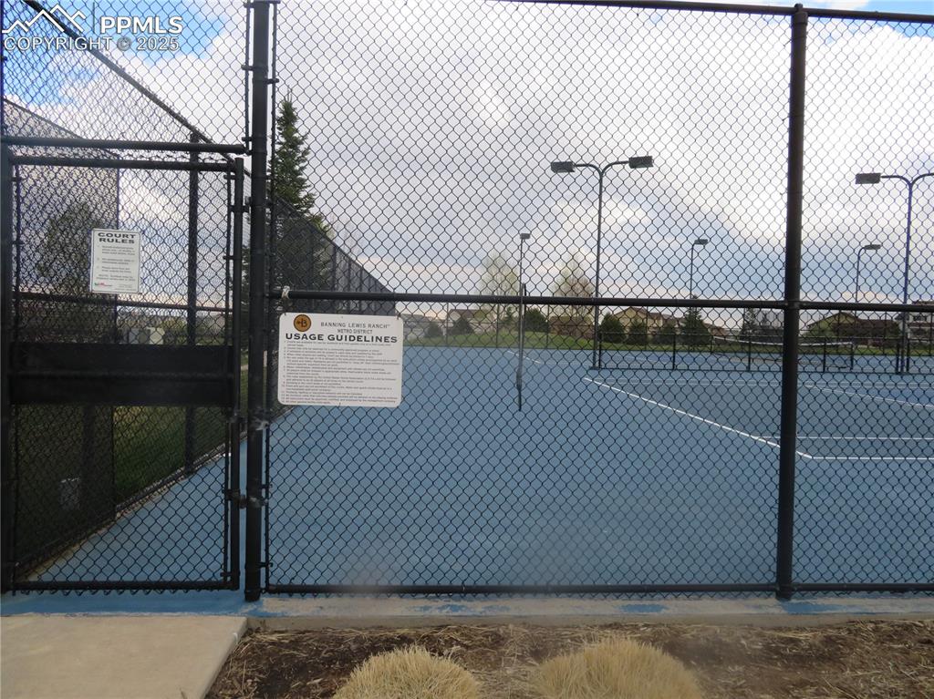Image 44 of 50: Tennis court