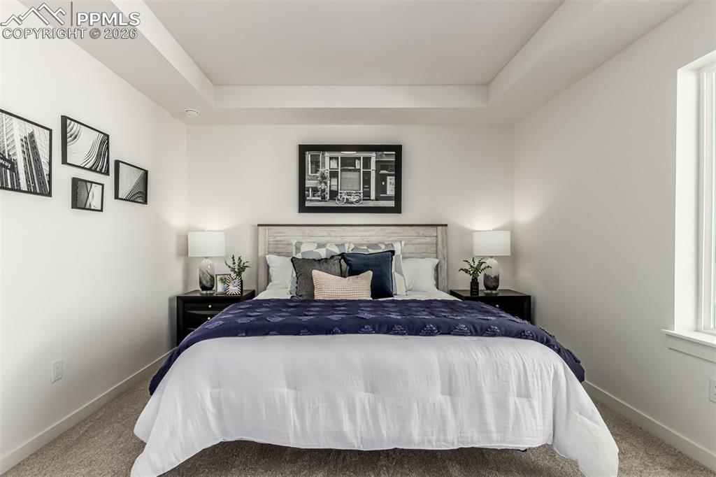 Image 17 of 30: Bedroom