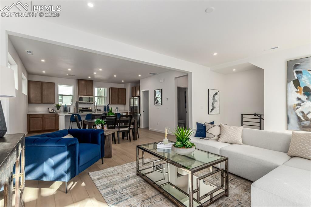 Image 7 of 30: Living Room