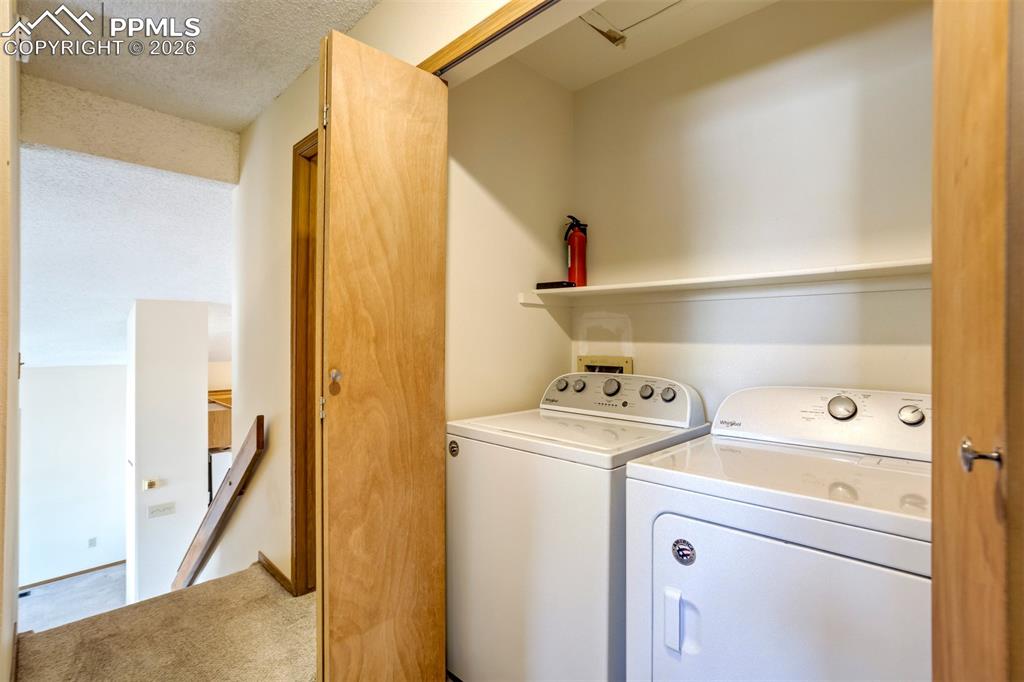 Image 34 of 50: Laundry