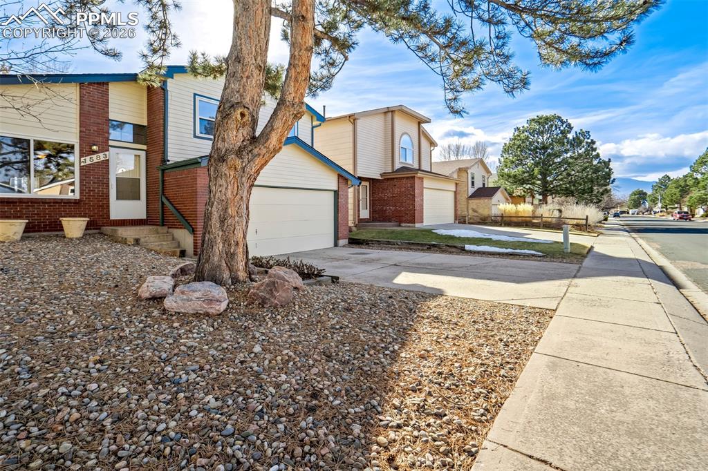 Image 4 of 50: Front of Structure