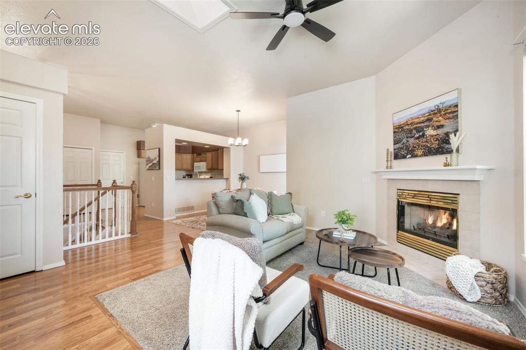 Image 11 of 50: Living Room