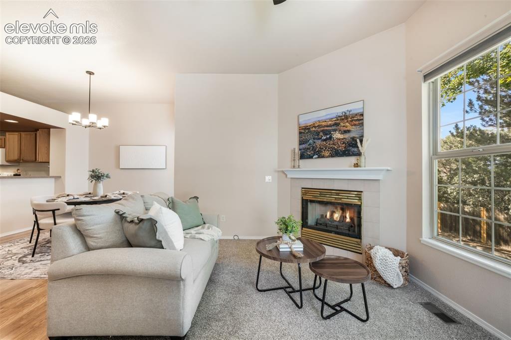 Image 9 of 50: Living Room