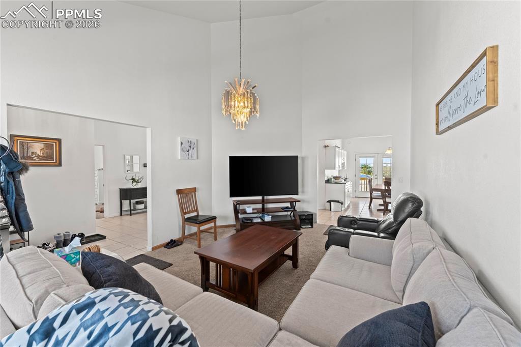 Image 9 of 50: Living Room