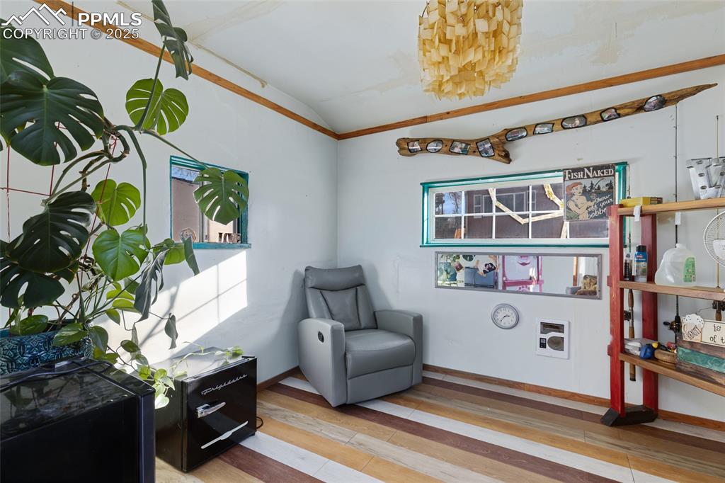 Image 13 of 47: Sitting Room