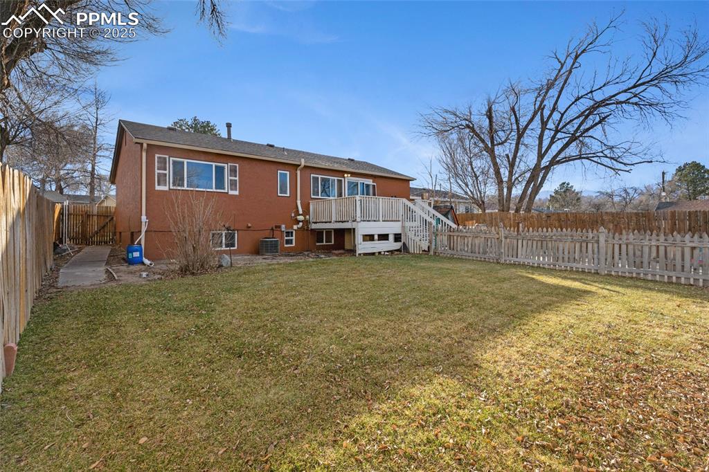 Image 34 of 47: Back of Structure