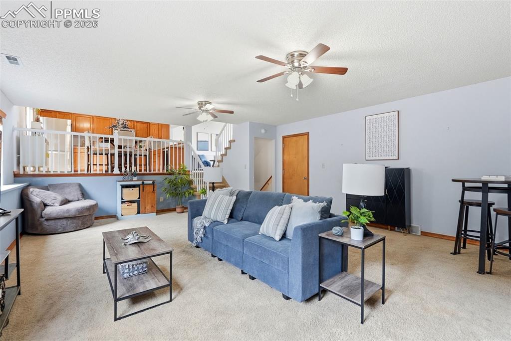 Image 22 of 50: Living Room