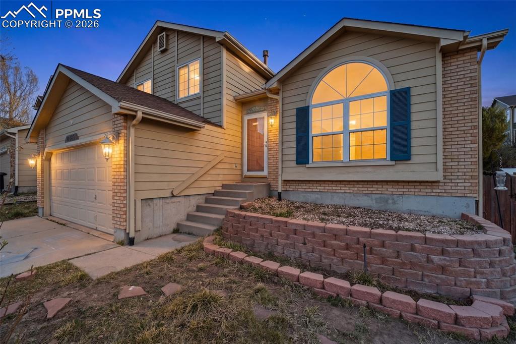 Image 3 of 50: Front of Structure