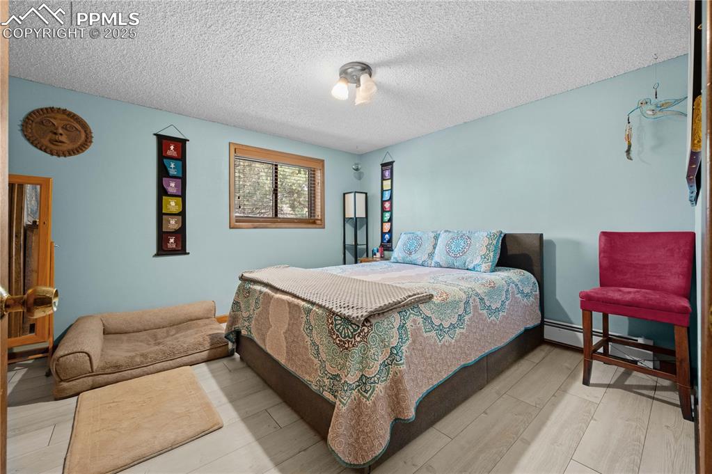 Image 16 of 46: Bedroom
