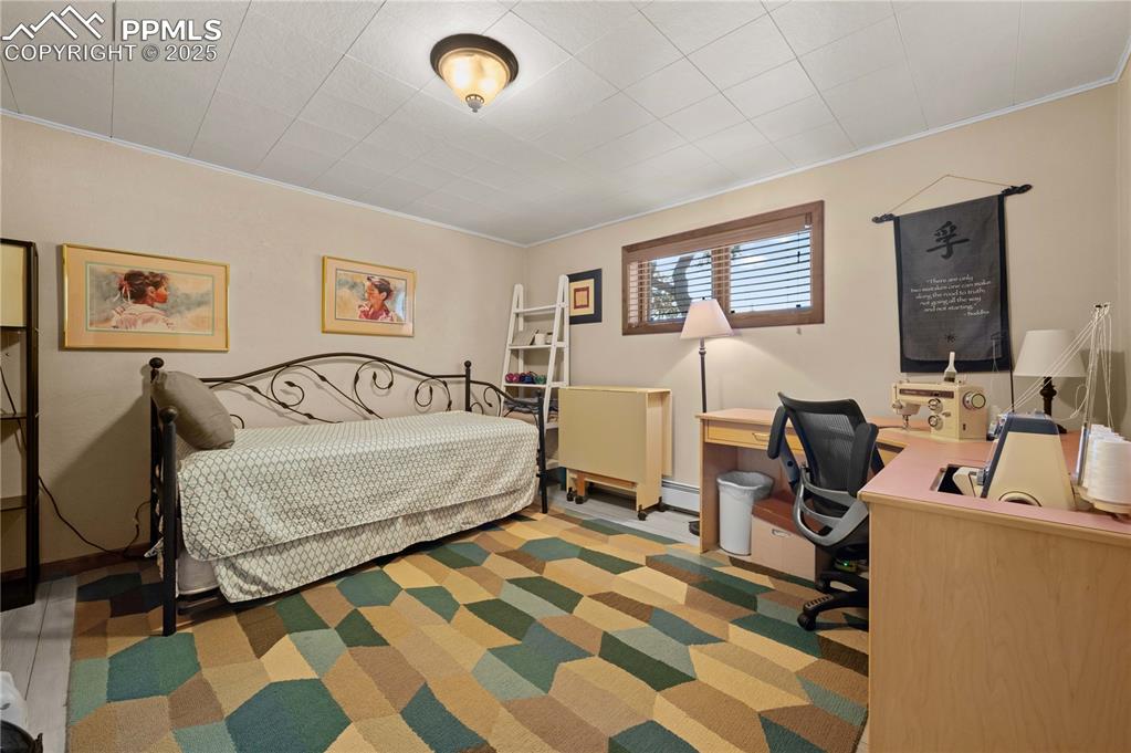 Image 21 of 46: Bedroom