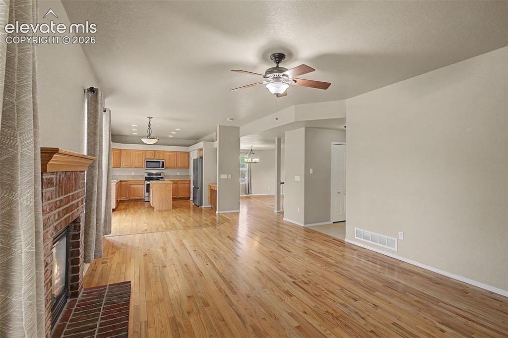 Image 15 of 43: Living Room