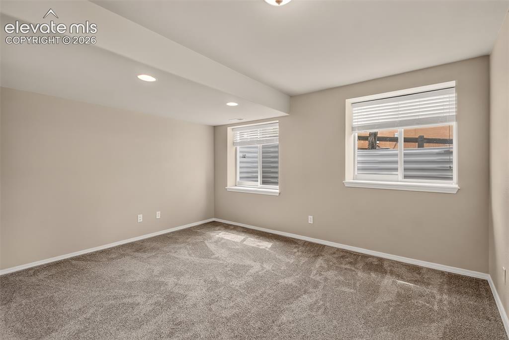 Image 33 of 47: Bedroom
