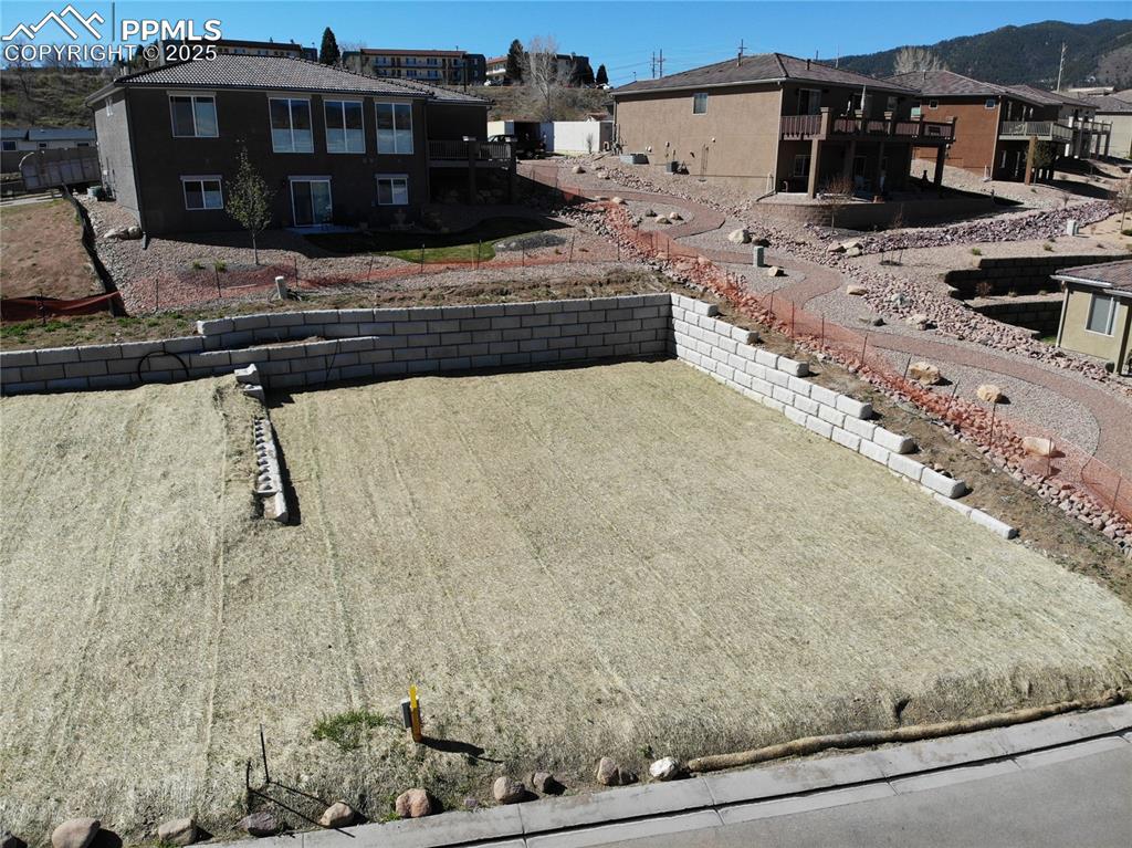 Image 3 of 8: No Description Available