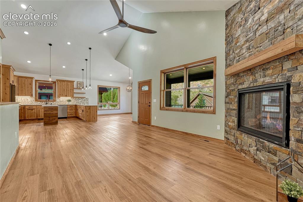 Image 6 of 47: Living Room