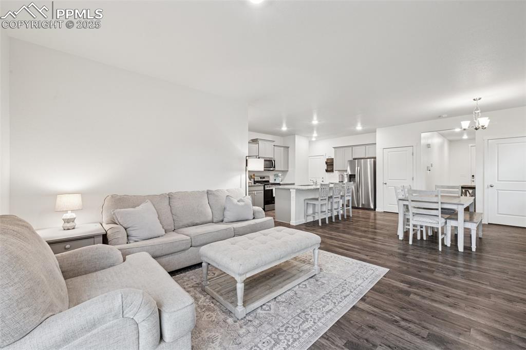 Image 5 of 34: Living Room