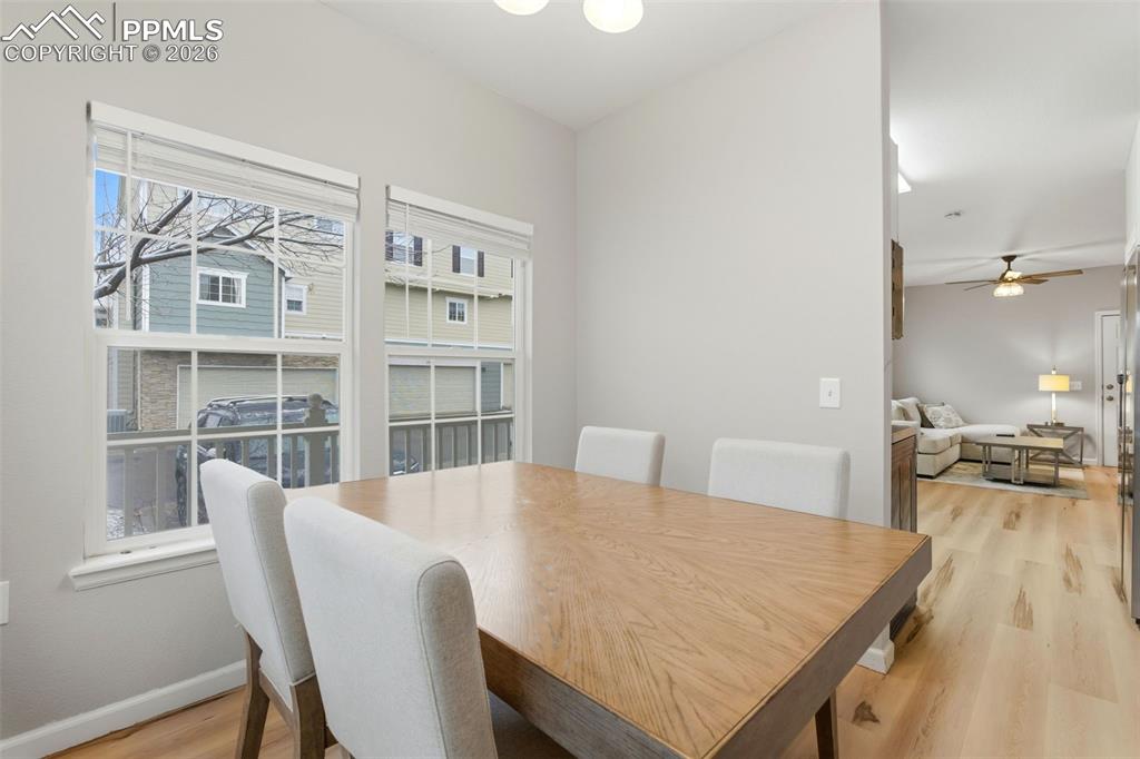 Image 15 of 39: Dining Area