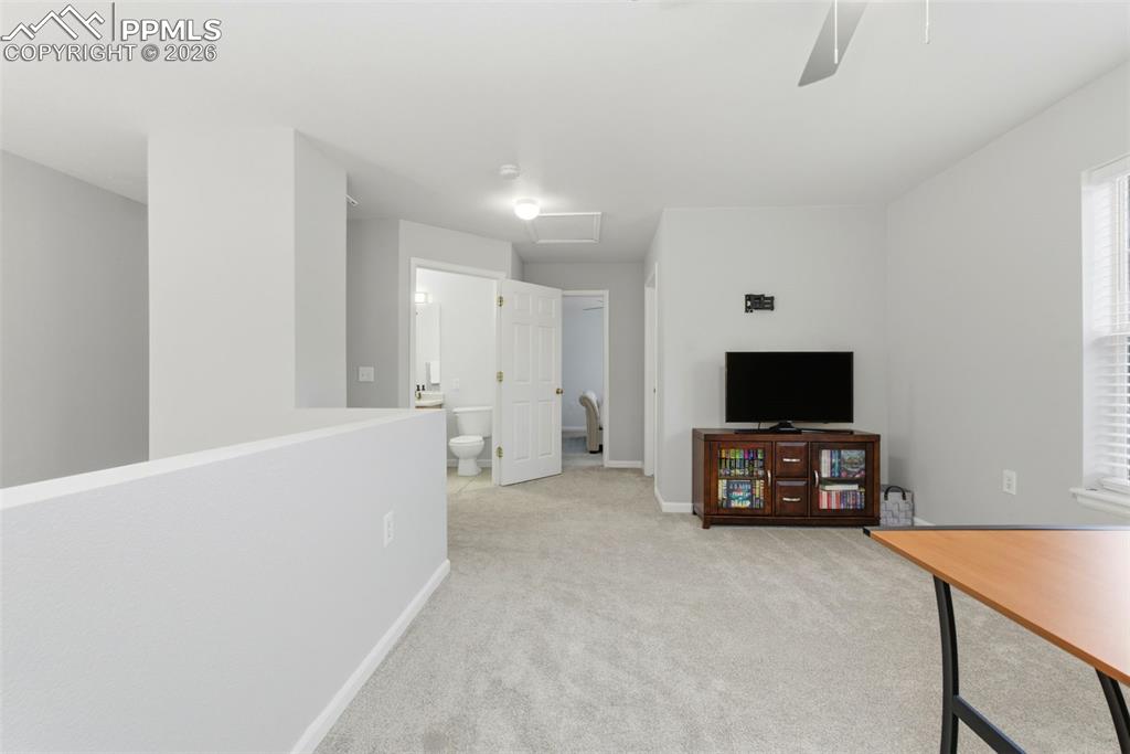 Image 25 of 39: Loft