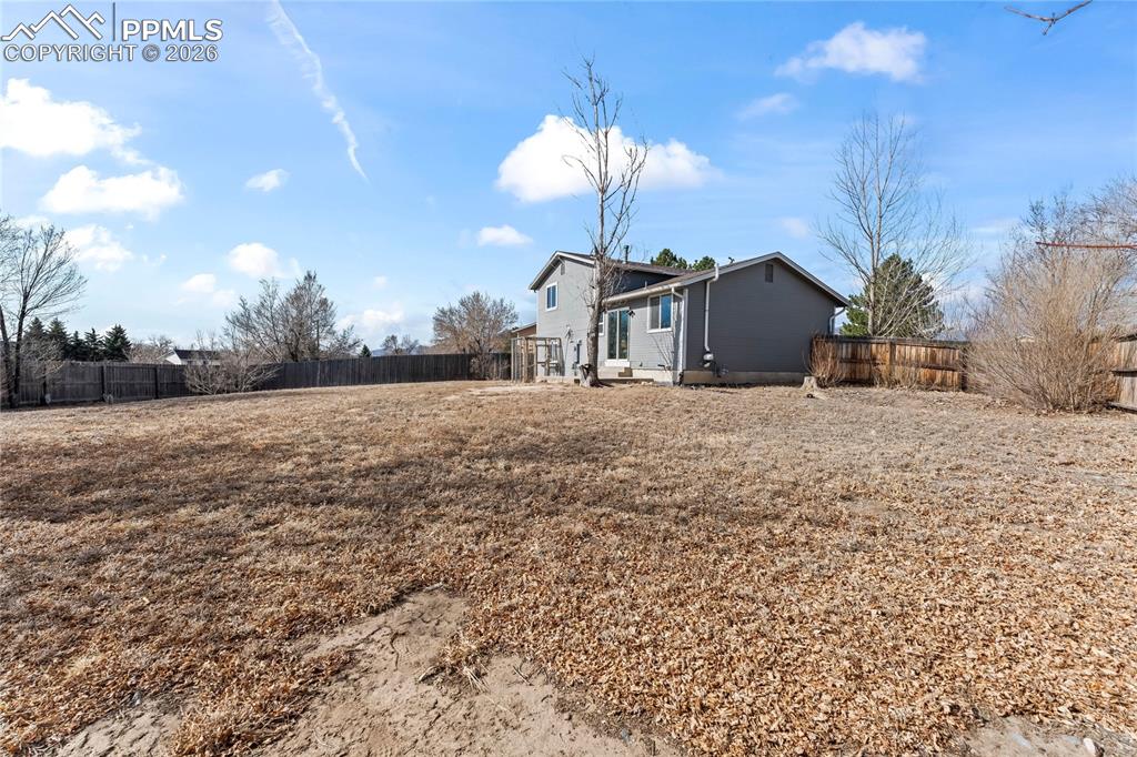 Image 17 of 17: Other